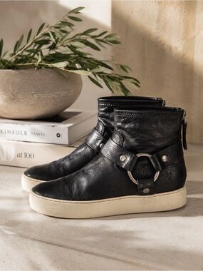 Frye Black Leather Harness Sneaker Boots Rear Zip Comfort Shoes Size 6